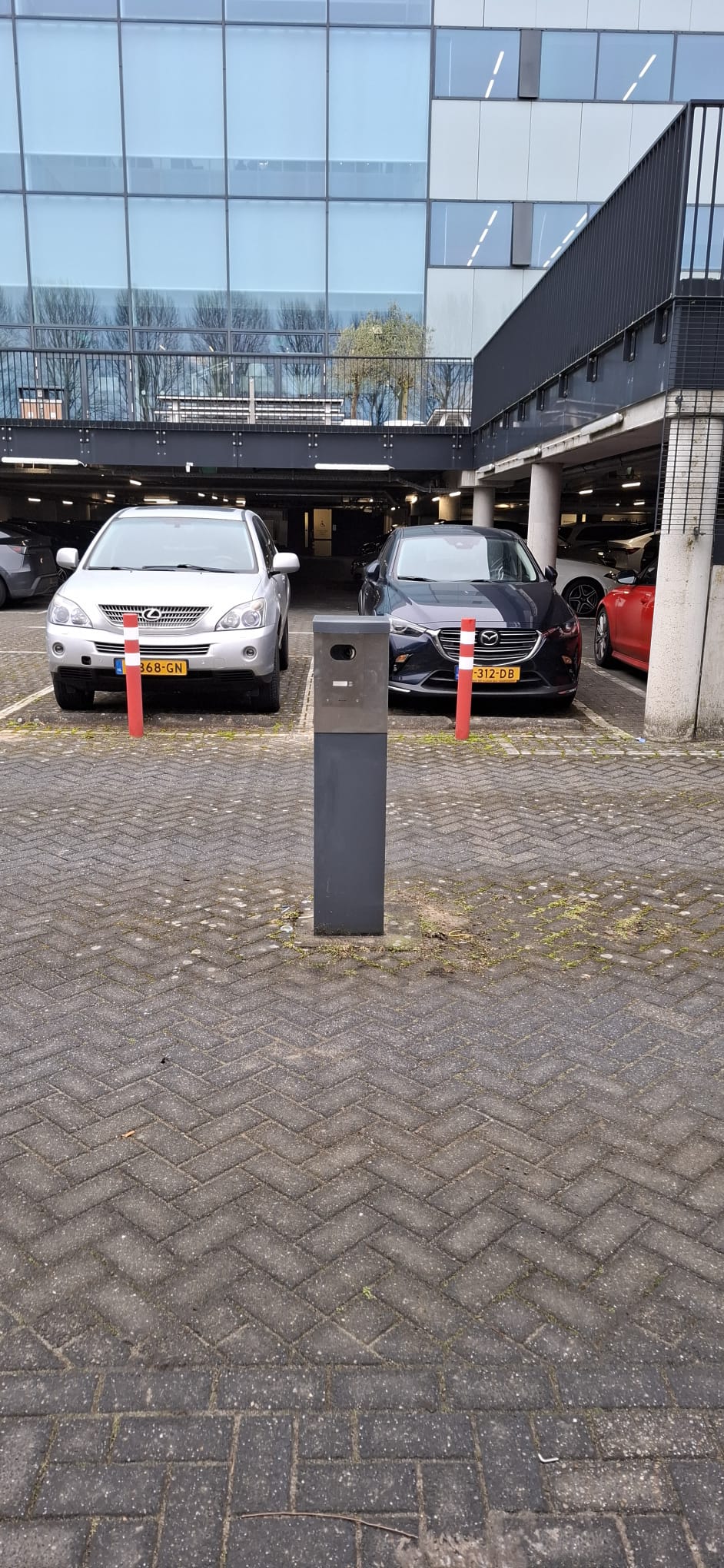 FedEx hoofdkantoor Hoofddorp nieuwe intercom ANPR toegangscontrole installatie